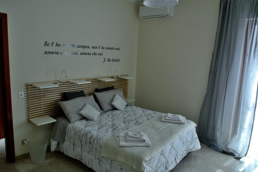 B&B Piazza Carmine Taranto Camera foto